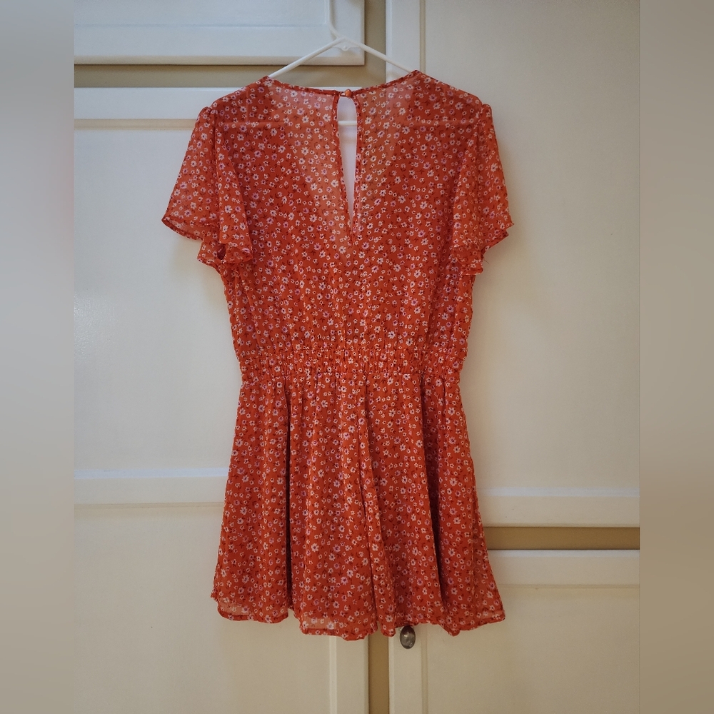 Row A Women's Floral V-Neck Romper - Picture 6 of 15